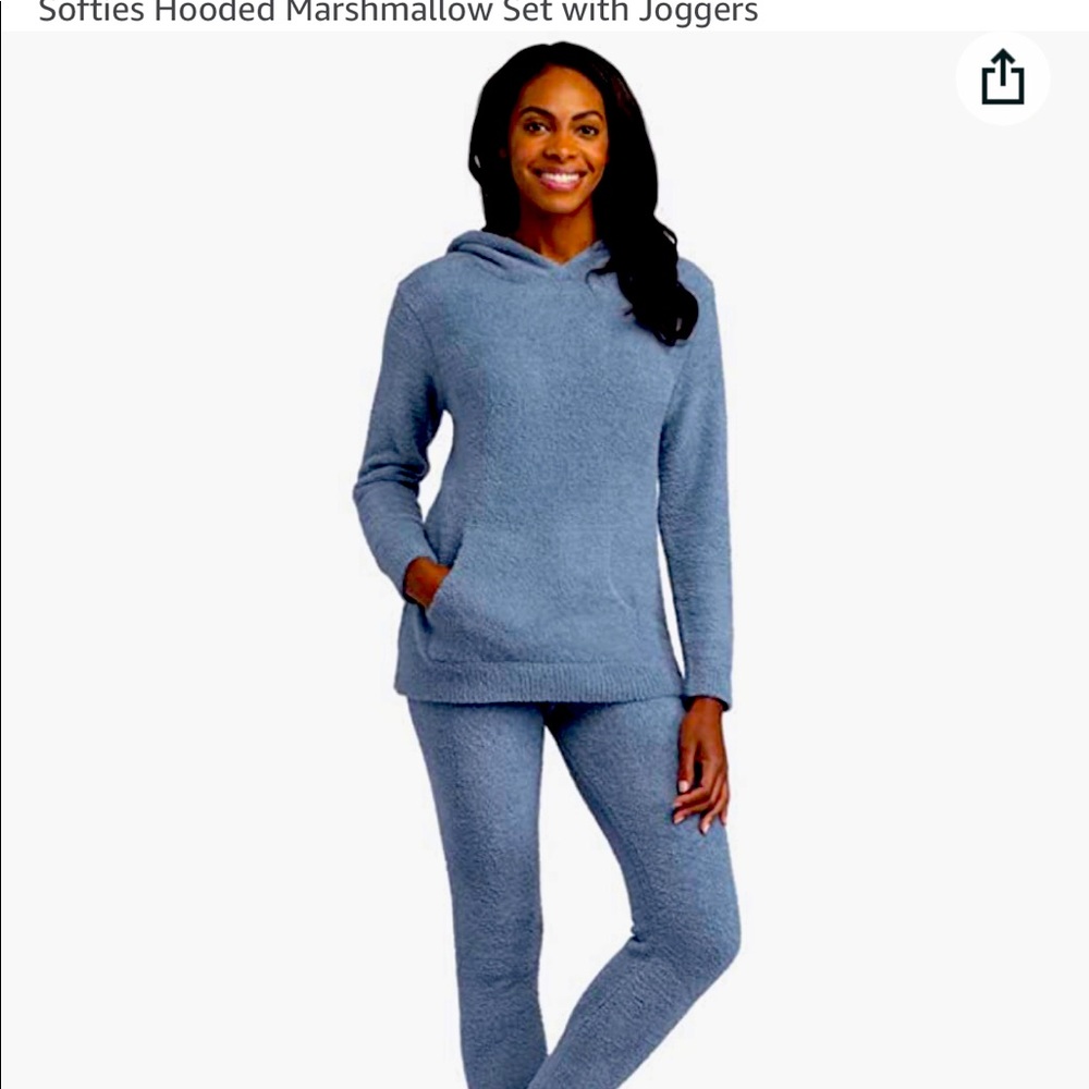 NWT “Softies” marshmallow jogger set